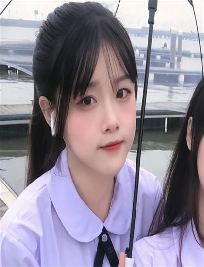 专业战争片评论：她她恋曲的技术创新与艺术成就 ——深入探索战争片的艺术世界